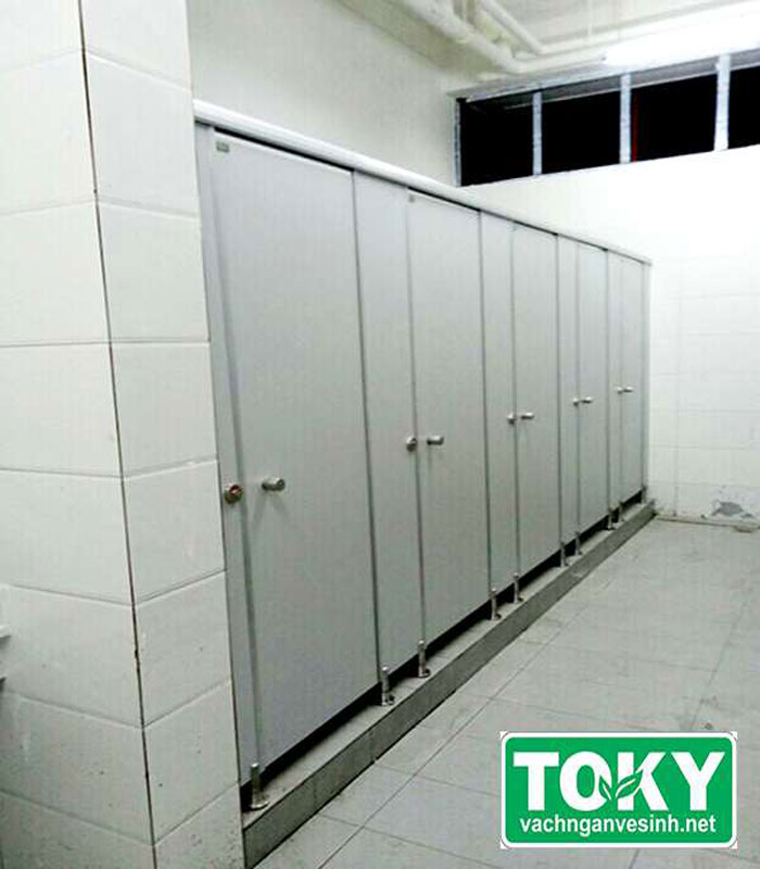 Thi công vách ngăn vệ sinh tại khu công nghiệp An Dương, Hải Phòng