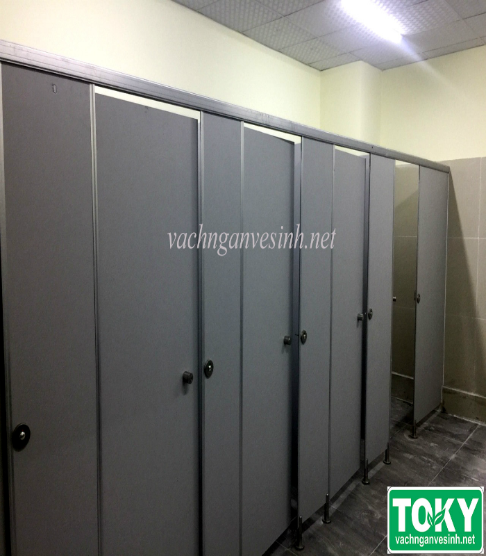 Dự án vách ngăn vệ sinh tại công ty ISU EXABOARD