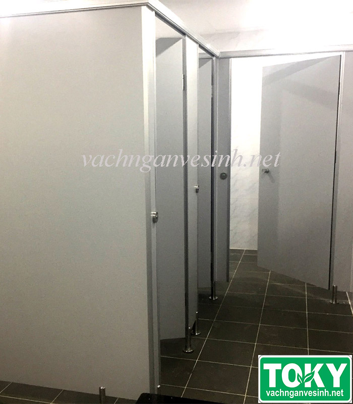 Dự án vách ngăn vệ sinh compact màu ghi tại KĐT Dương Nội