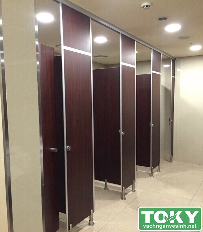 Thi công vách ngăn vệ sinh tại thành phố Hồ Chí Minh – Giá gốc tại xưởng