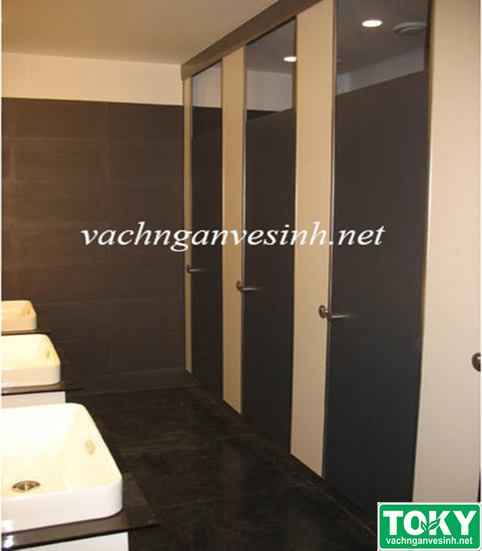 Sử dụng vách ngăn vệ sinh có thực sự an toàn?