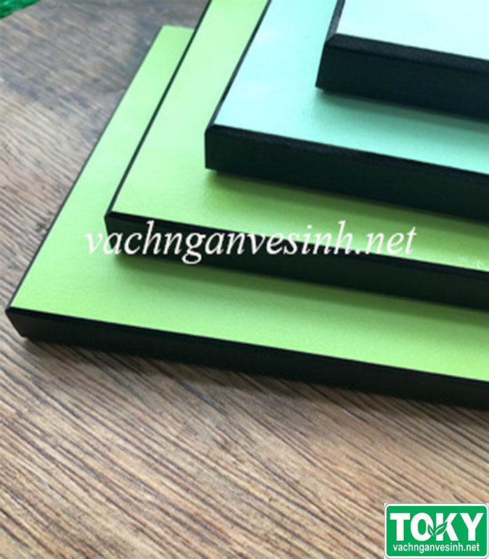 Lý do gì khiến vách ngăn vệ sinh có khả năng chịu hóa chất?