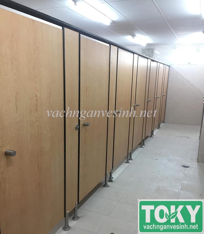 Vách ngăn vệ sinh rẻ nhất thị trường