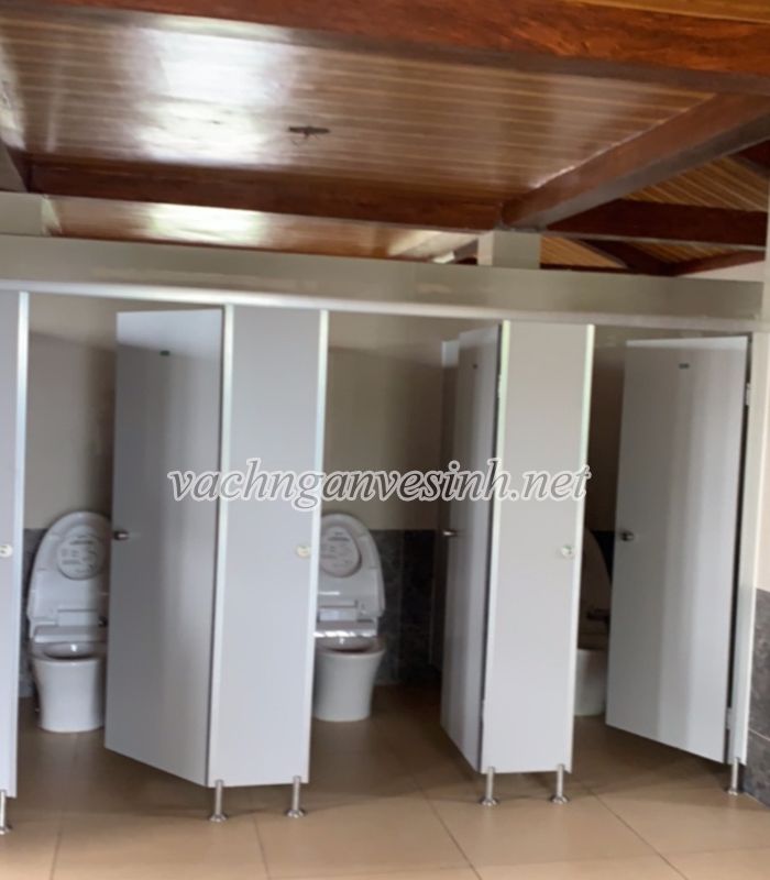 Chủ đầu tư yêu cầu gì khi nghiệm thu vách ngăn vệ sinh
