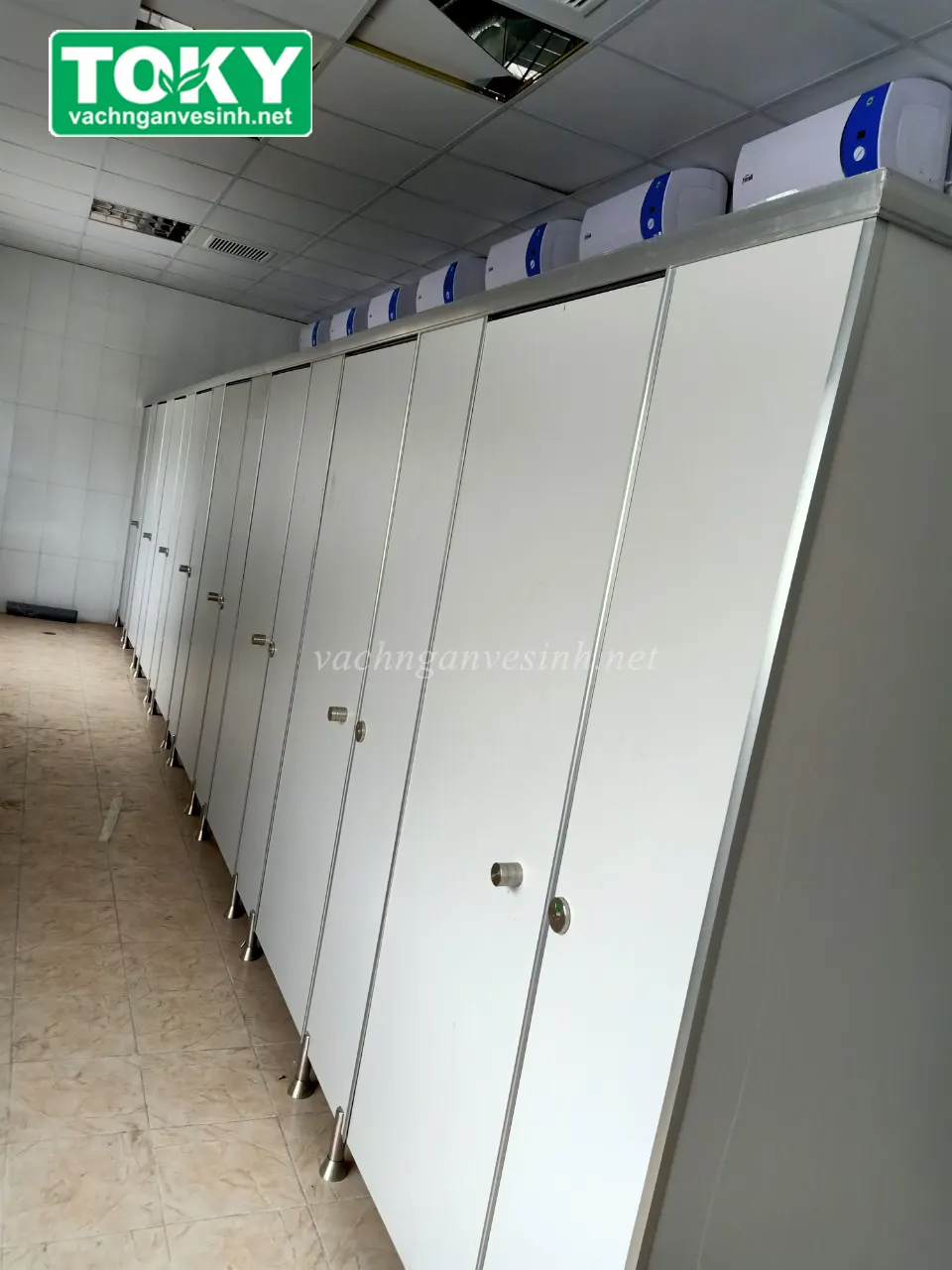 Nhà cung cấp vách ngăn phòng tắm chịu nước giá cạnh tranh