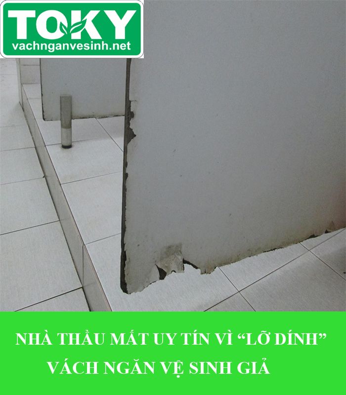 Nhà thầu mất uy tín vì “lỡ dính” vách ngăn vệ sinh giả: Bài học đắt giá