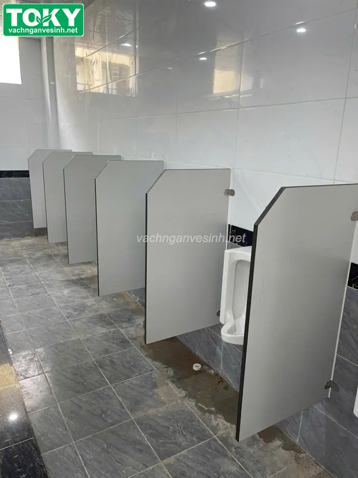 Vách ngăn vệ sinh tại Huế