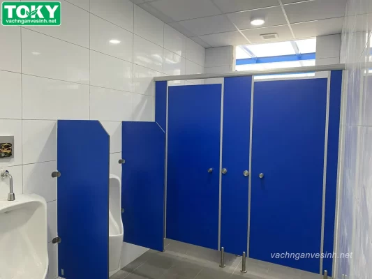 Vách ngăn vệ sinh tại Quảng Bình