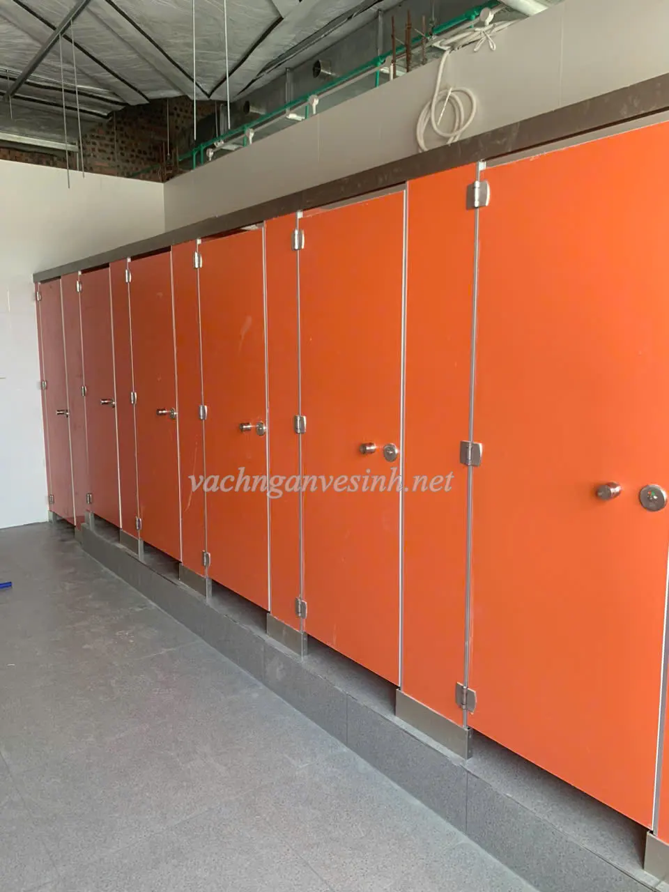 Tổng kho đại lý tấm vách ngăn vệ sinh Compact, MFC và phụ kiện Inox