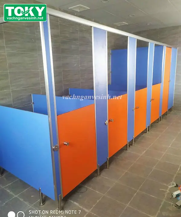 Màu tấm vách ngăn vệ sinh compact - xu hướng hot nhất mọi thời đại