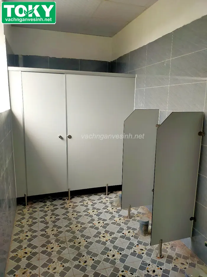 Dự án vách ngăn vệ sinh tại trường mầm non Nghĩa Trung số 2