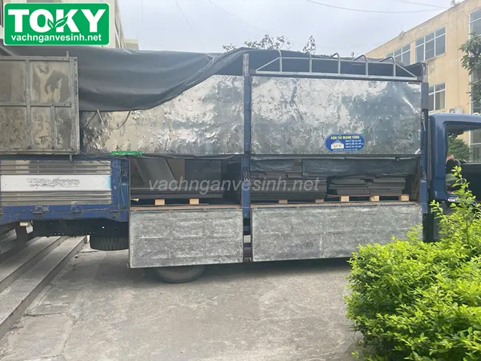 Thi công vách ngăn vệ sinh trọn gói
