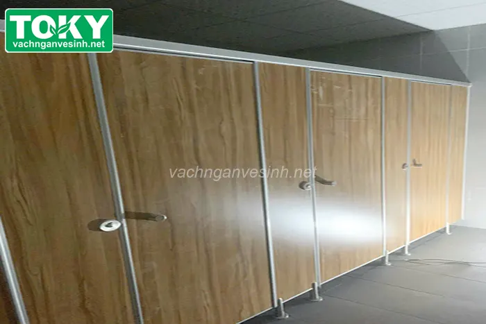 Vách ngăn vệ sinh MDF