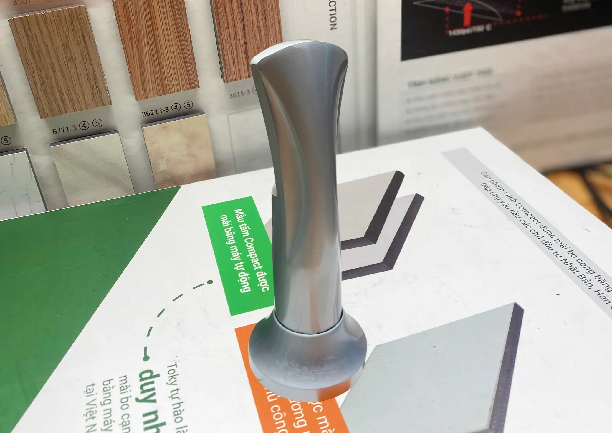Chân đỡ cao cấp TOKY-C