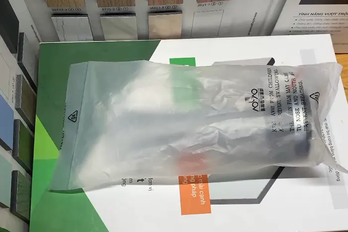 Phụ kiện chân đỡ vách ngăn vệ sinh cao cấp TOKY-C