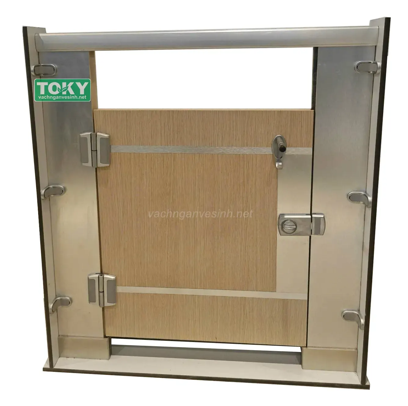 Công nghệ ép tấm laminate lên cốt gỗ MDF làm vách ngăn vệ sinh