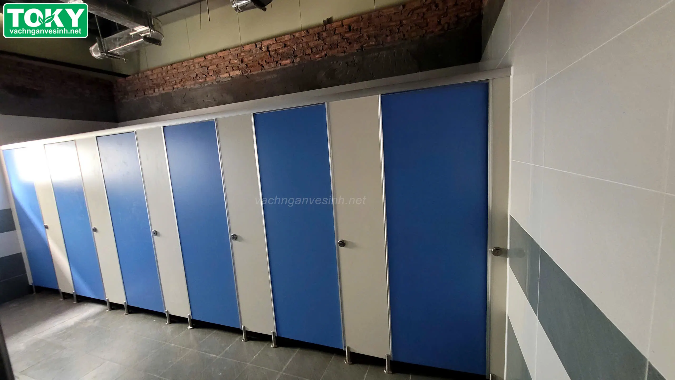 Thi công vách ngăn vệ sinh cho nhà máy Segyung Vina - Quy mô 400m2
