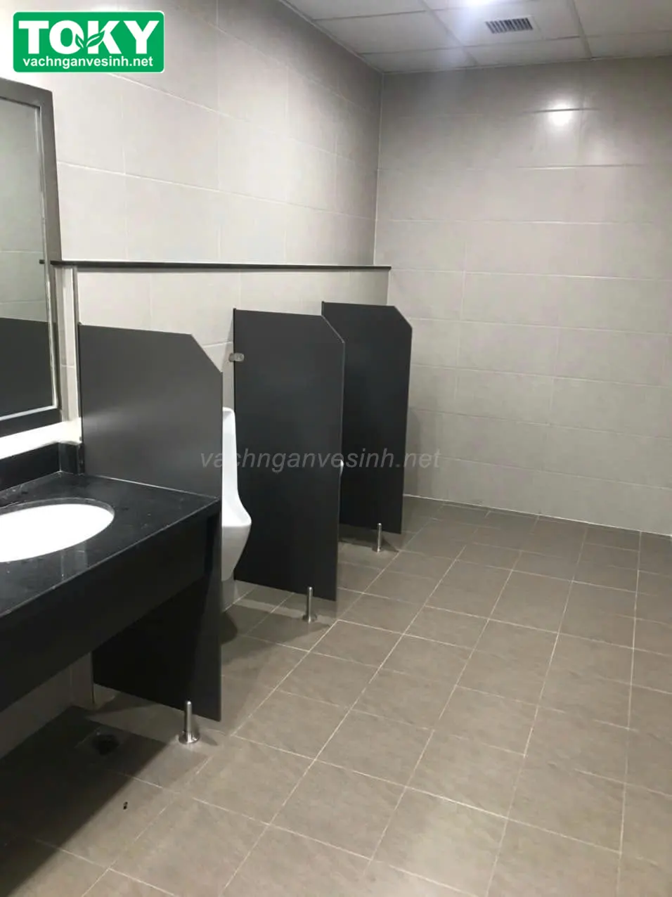 Bộ sưu tập vách ngăn vệ sinh tiểu nam Compact bền, đẹp, rẻ từ thực tế