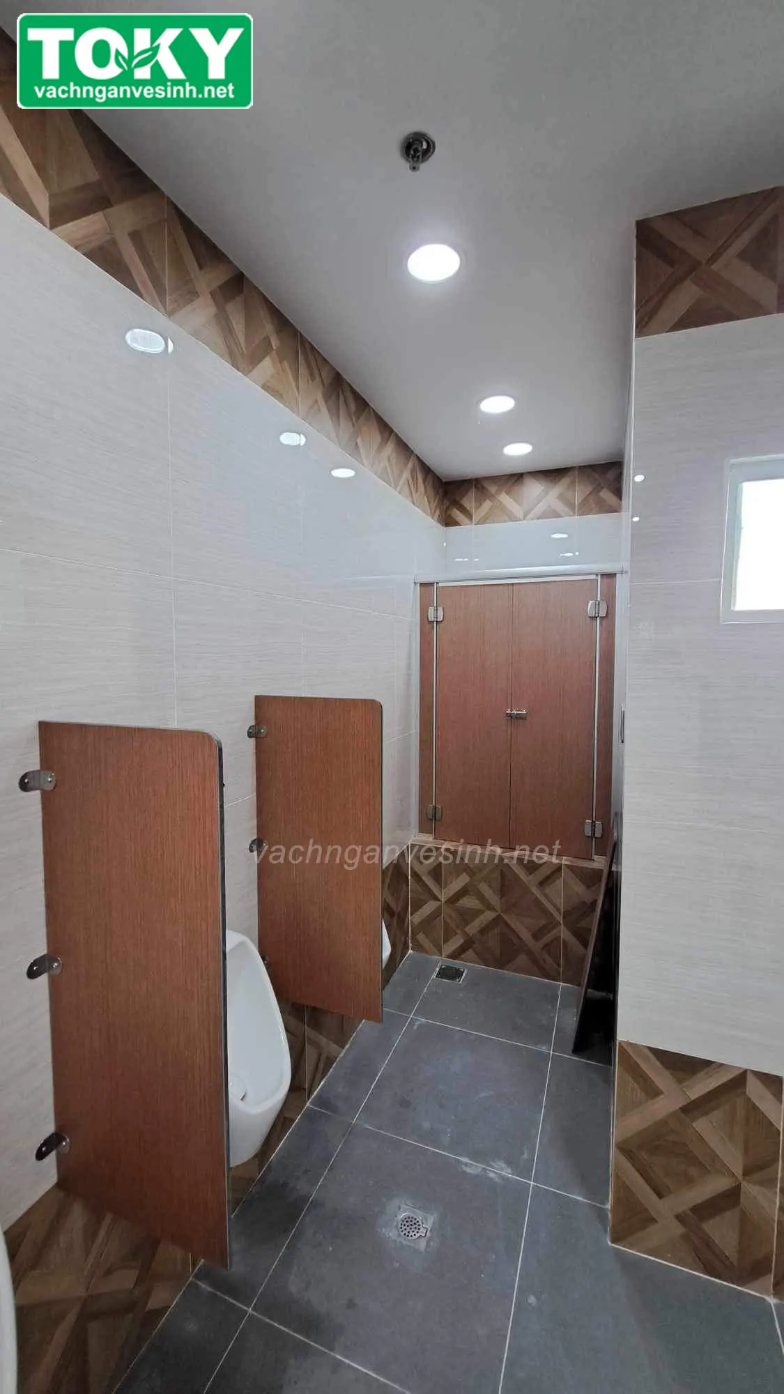 Bộ sưu tập vách ngăn vệ sinh tiểu nam Compact bền, đẹp, rẻ từ thực tế