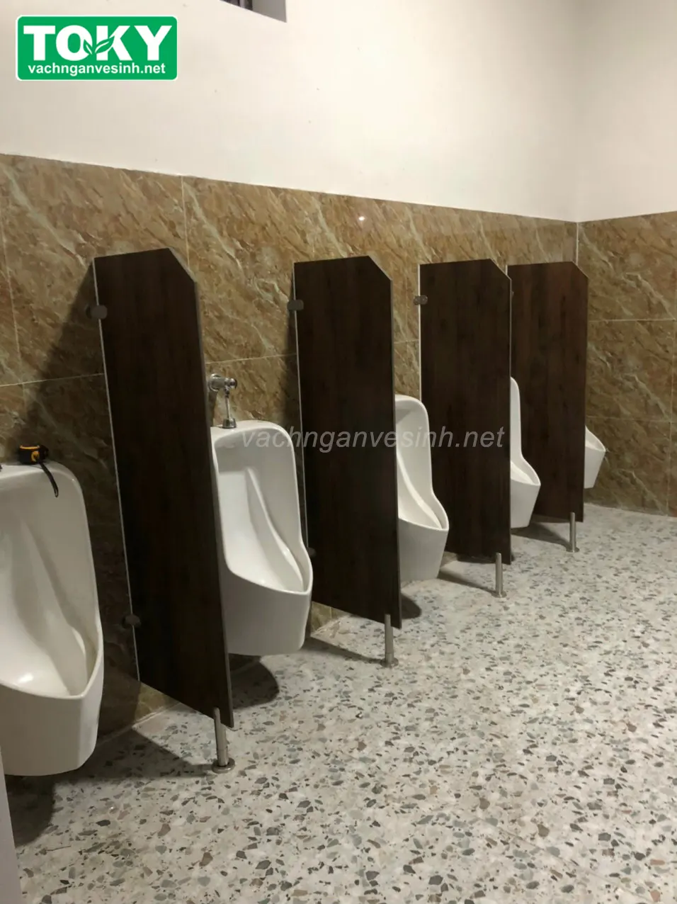 Bộ sưu tập vách ngăn vệ sinh tiểu nam Compact bền, đẹp, rẻ từ thực tế