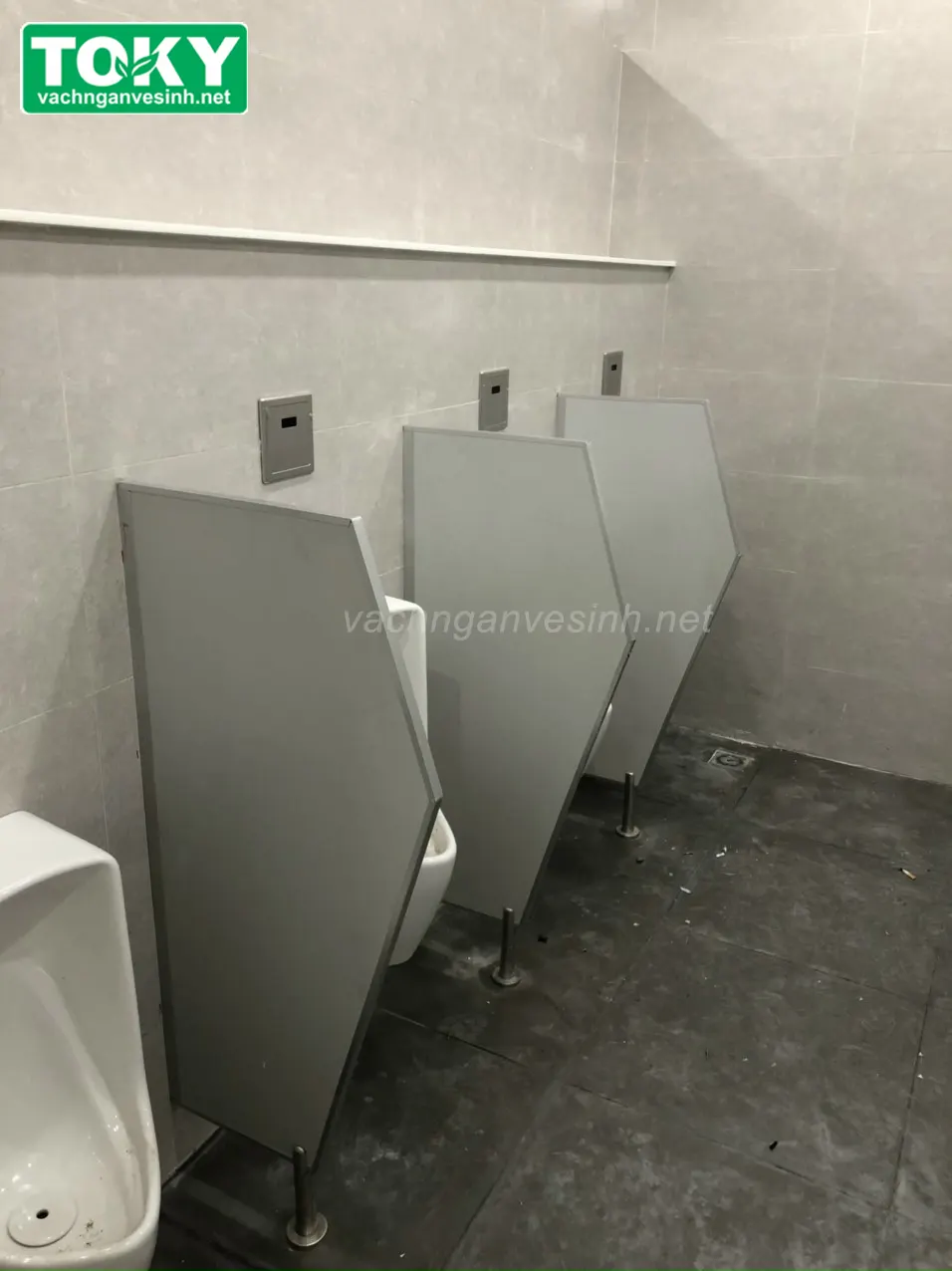 Bộ sưu tập vách ngăn vệ sinh tiểu nam Compact bền, đẹp, rẻ từ thực tế
