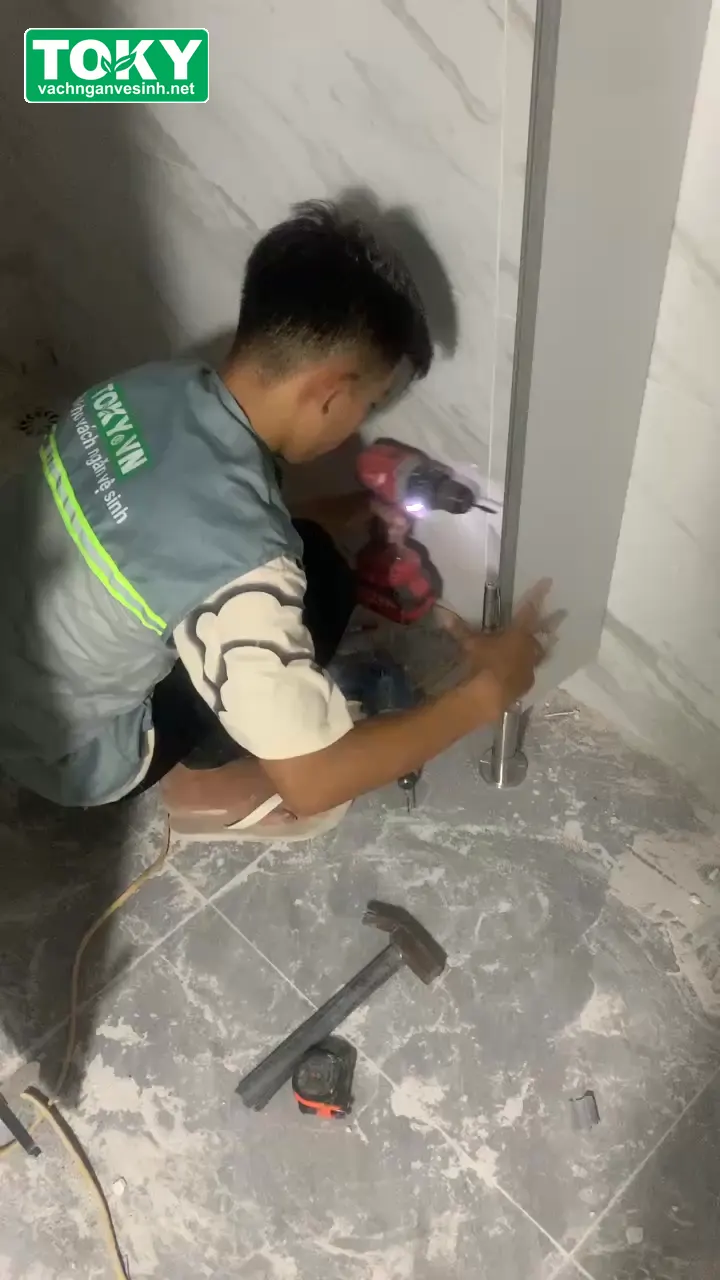Đơn vị thi công vách ngăn vệ sinh chuyên nghiệp phường Hai Bà Trưng