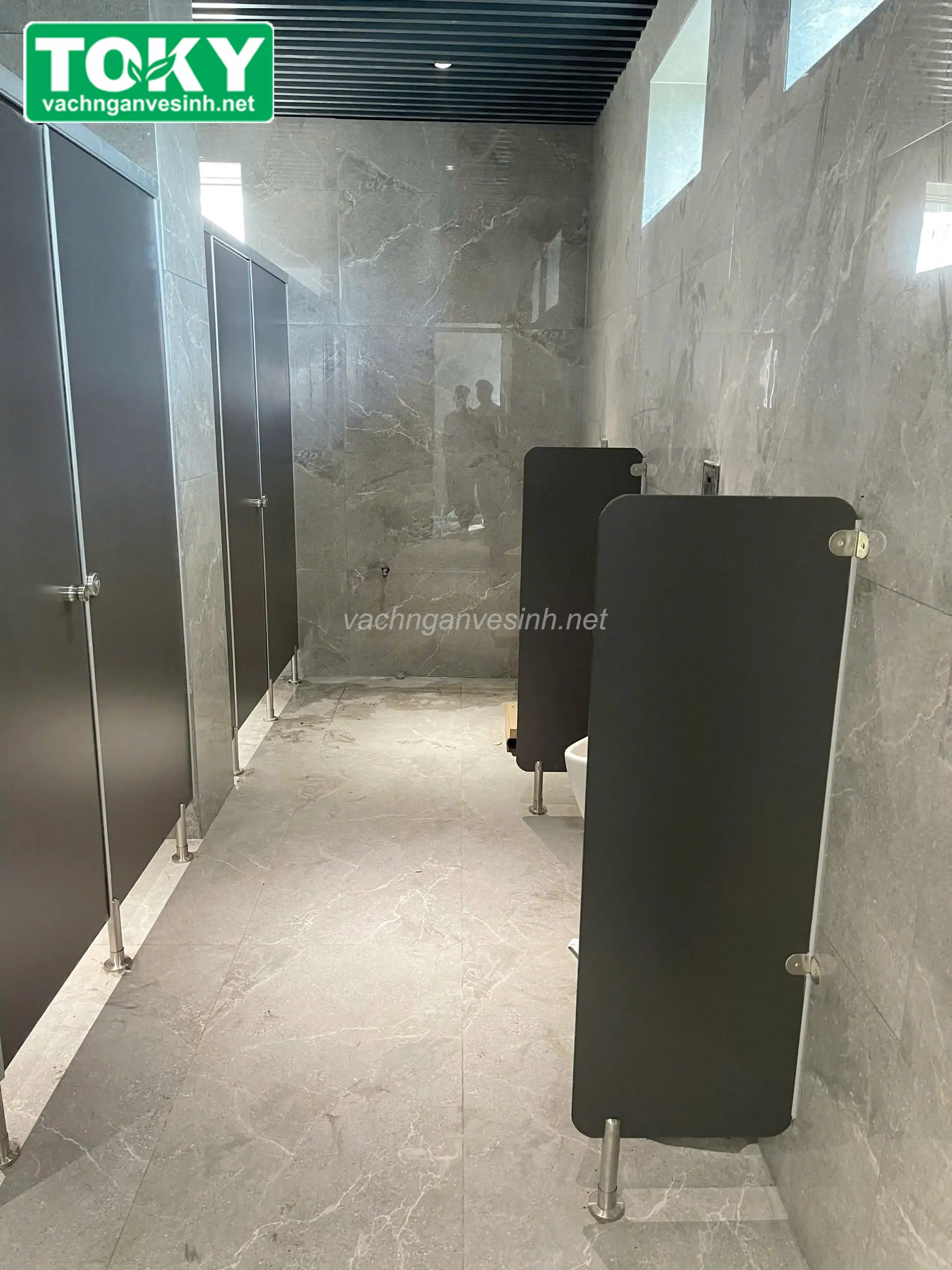 Giải pháp vách ngăn vệ sinh cho phường Từ Liêm – Chuyên gia tối ưu chi phí