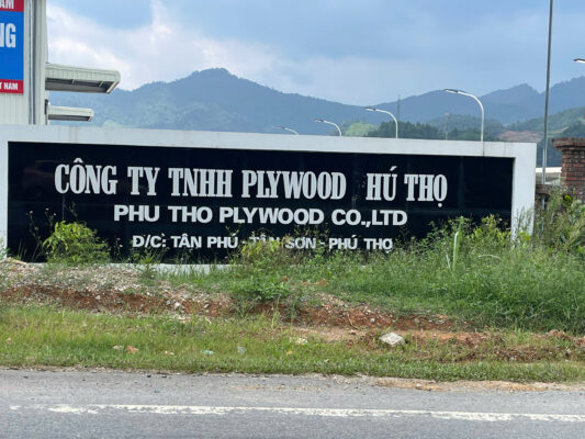 Toky hoàn thiện 300m2 vách ngăn vệ sinh cho nhà máy Plywood - Phú Thọ