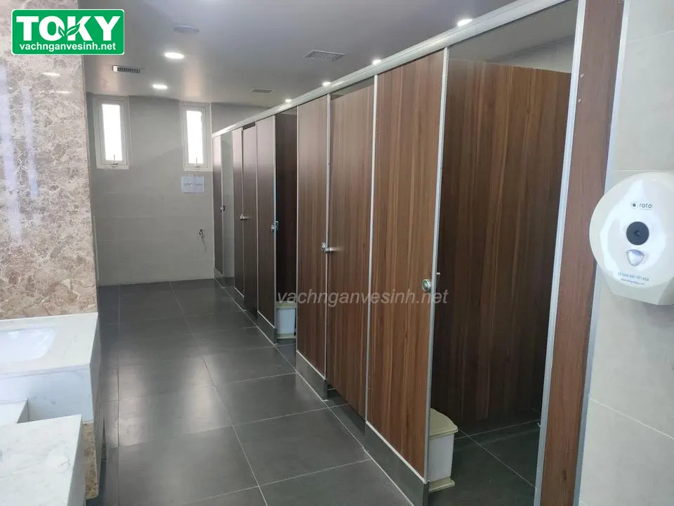 Vách ngăn vệ sinh Phường Thanh Xuân - Giải pháp chất lượng, giá rẻ