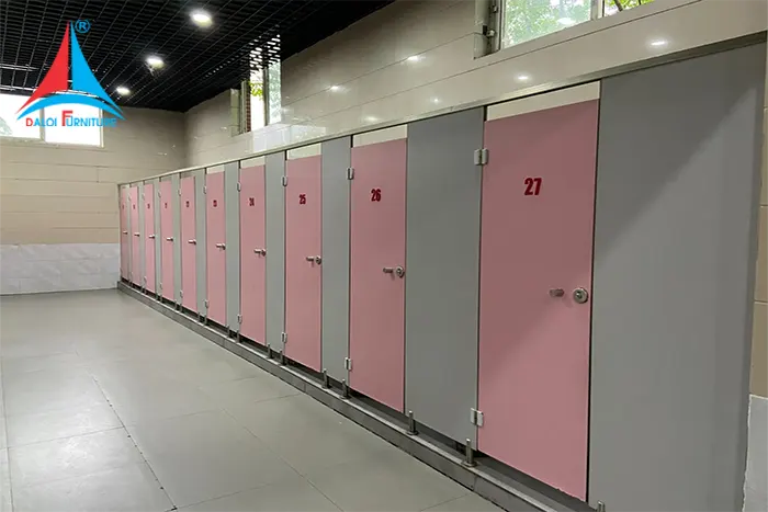 Vách ngăn vệ sinh Compact CDF chỉ từ 500k/m2