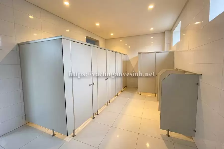 Tấm compact được cấu tạo từ những chất liệu gì?