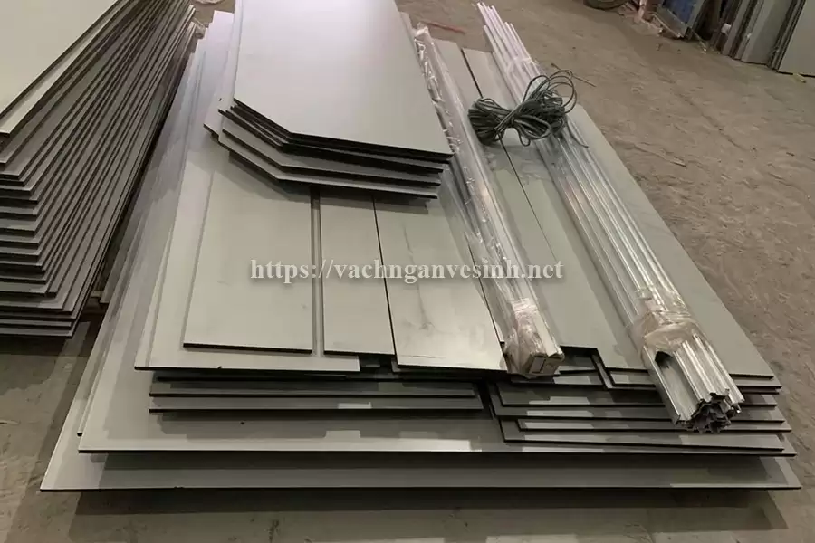 Kích thước tiêu chuẩn của tấm compact trên thị trường hiện nay