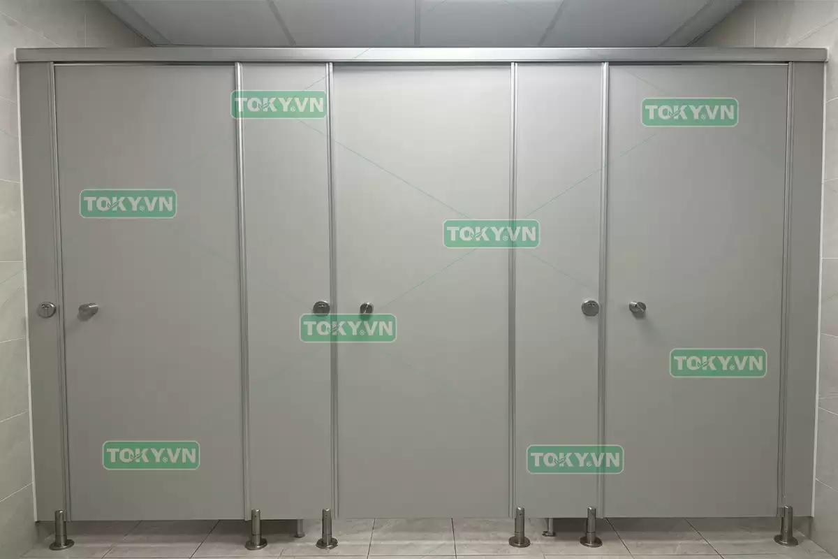 Đa Lợi thi công 120m2 vách ngăn vệ sinh tại nhà máy thủ công mỹ nghệ Mỹ Á
