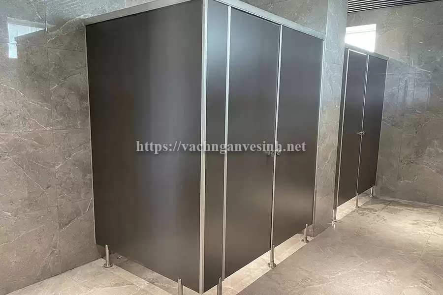 Tấm Compact có thực sự chịu nước 100% không?