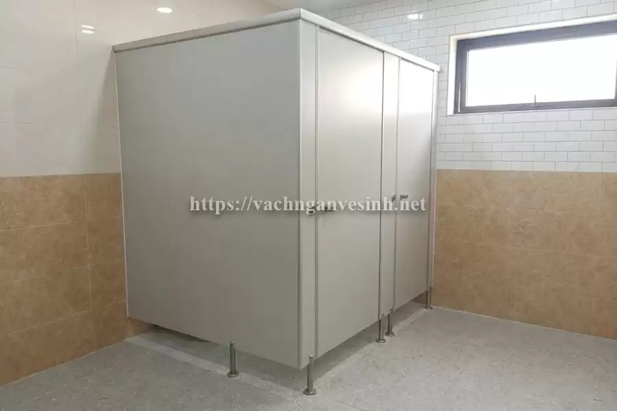 Giải mã lý do tấm compact CDF vẫn được ứng dụng rộng rãi trong thi công vách ngăn vệ sinh