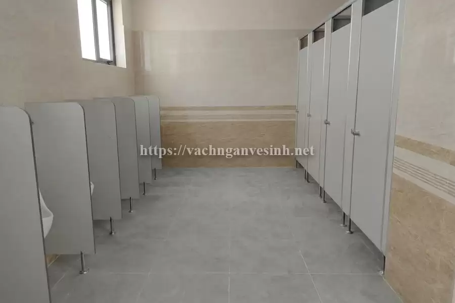 Tấm compact CDF có chịu được nước 100% không?