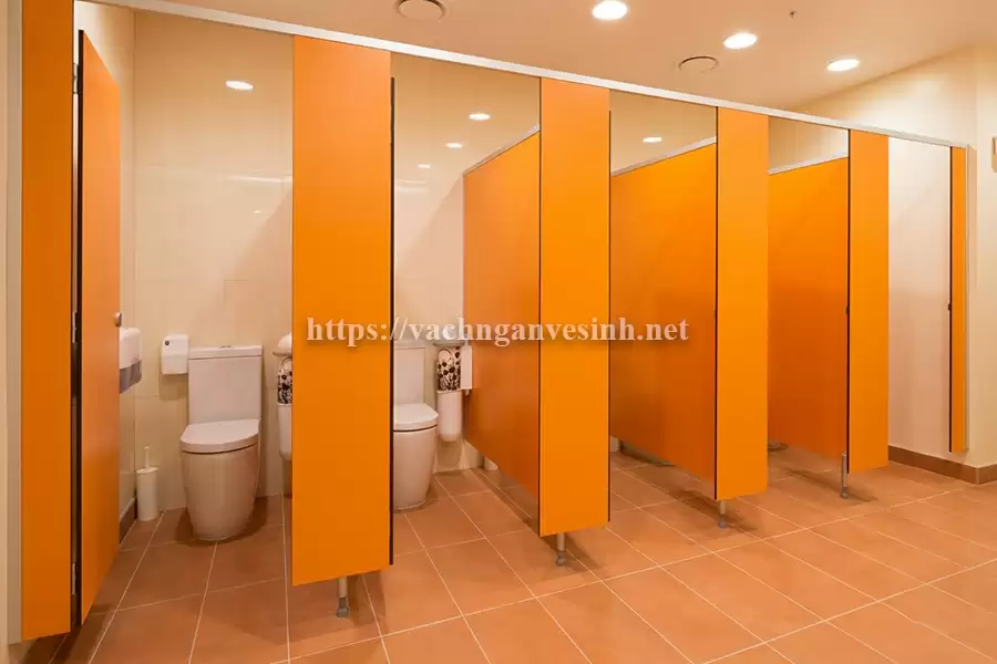 Độ bền tấm compact cdf được bao nhiêu năm vận hành thực tế?