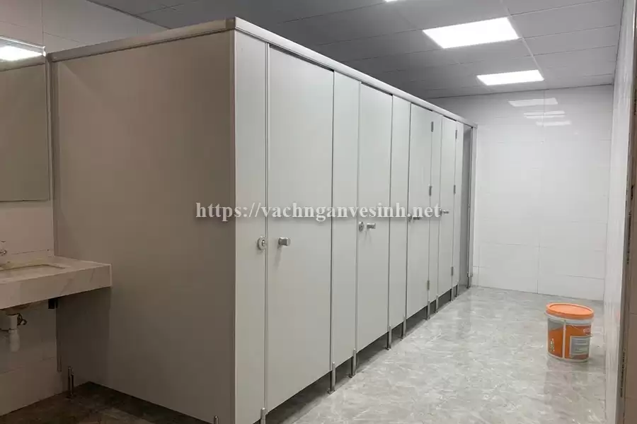 Các yếu tố ảnh hưởng trực tiếp đến độ bền tấm compact cdf
